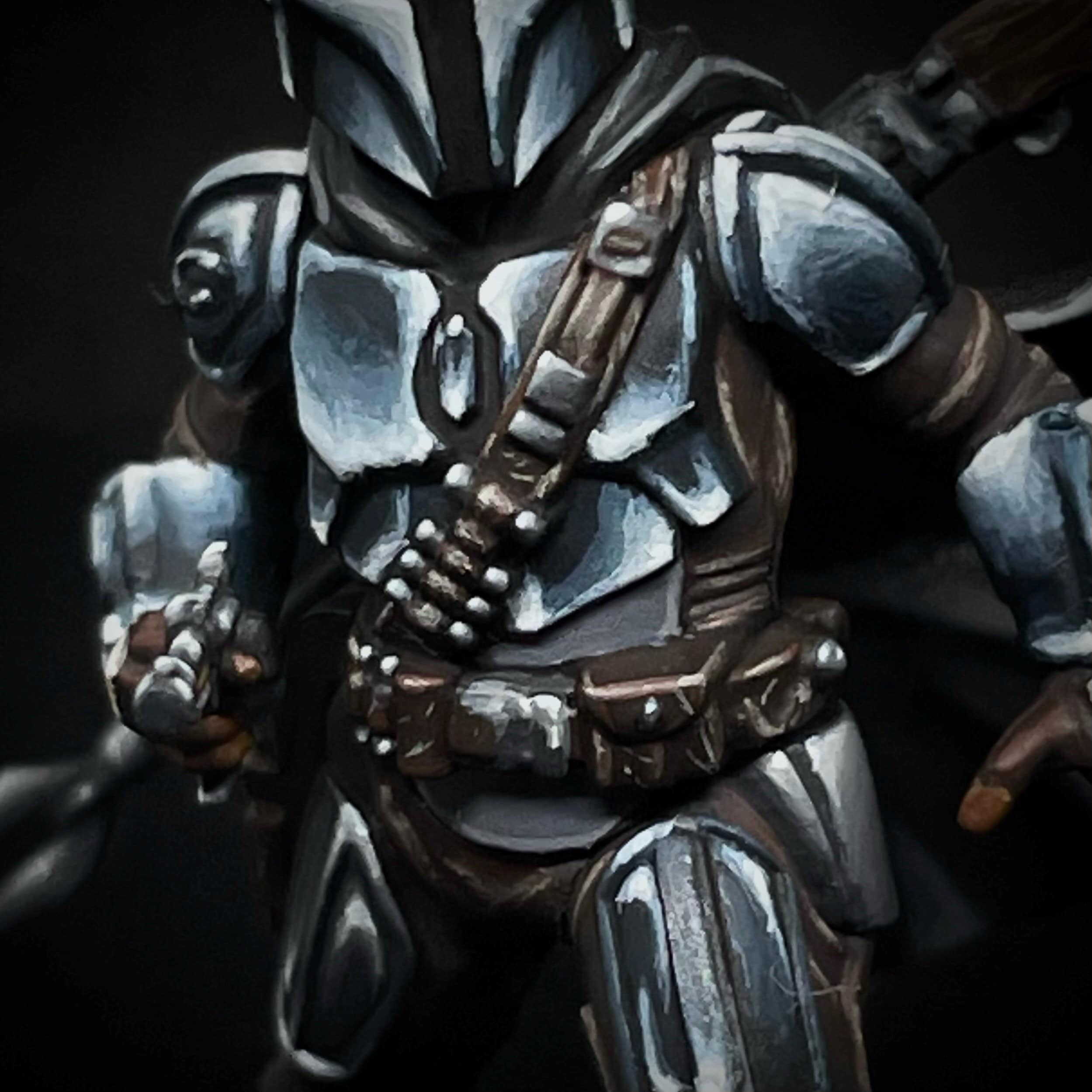 Gros plan sur l'armure Beskar de Din Djarin peinte en NMM, détail du plastron et de la ceinture