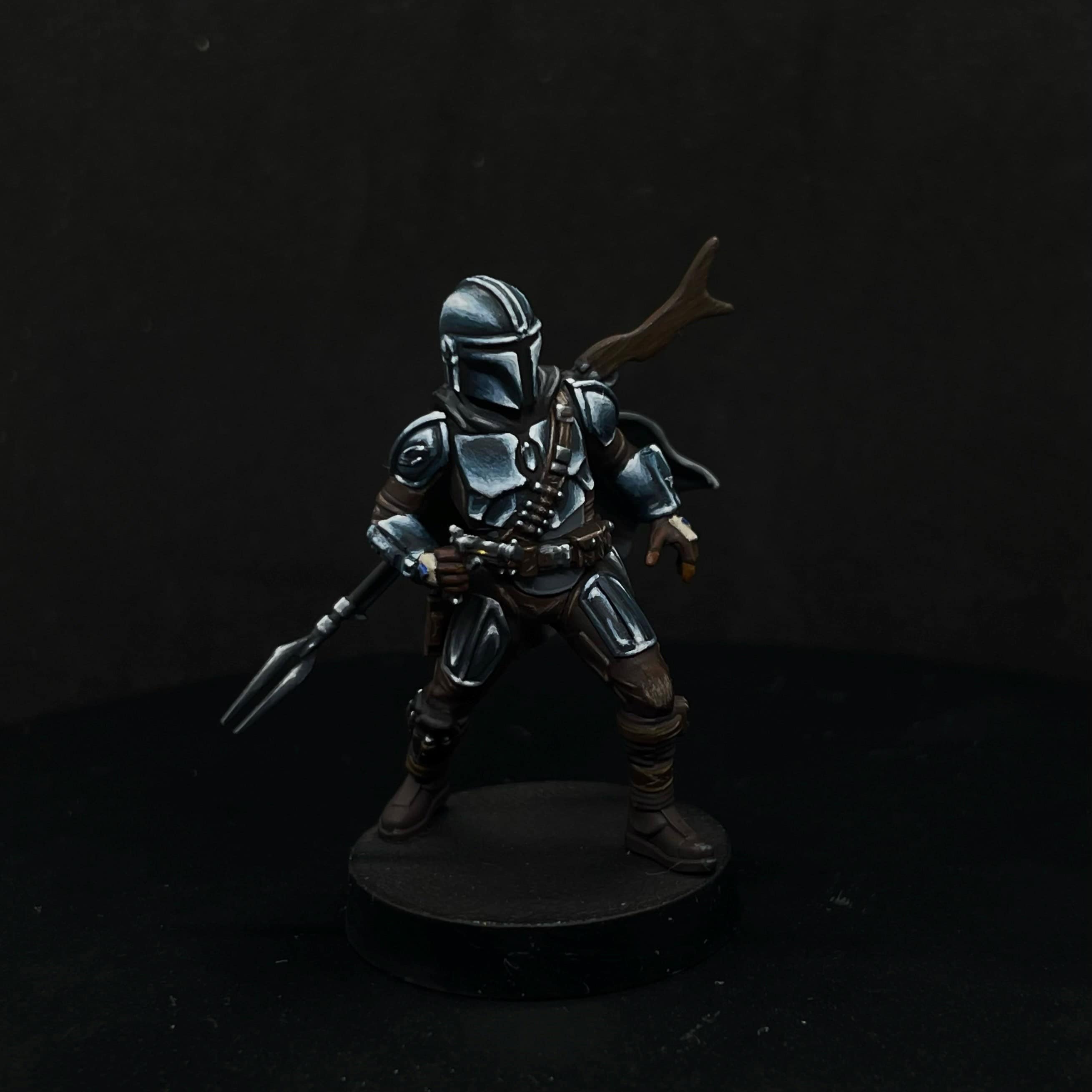 Peindre Din Djarin Star Wars Legion en NMM, armure Beskar chromée vue de face