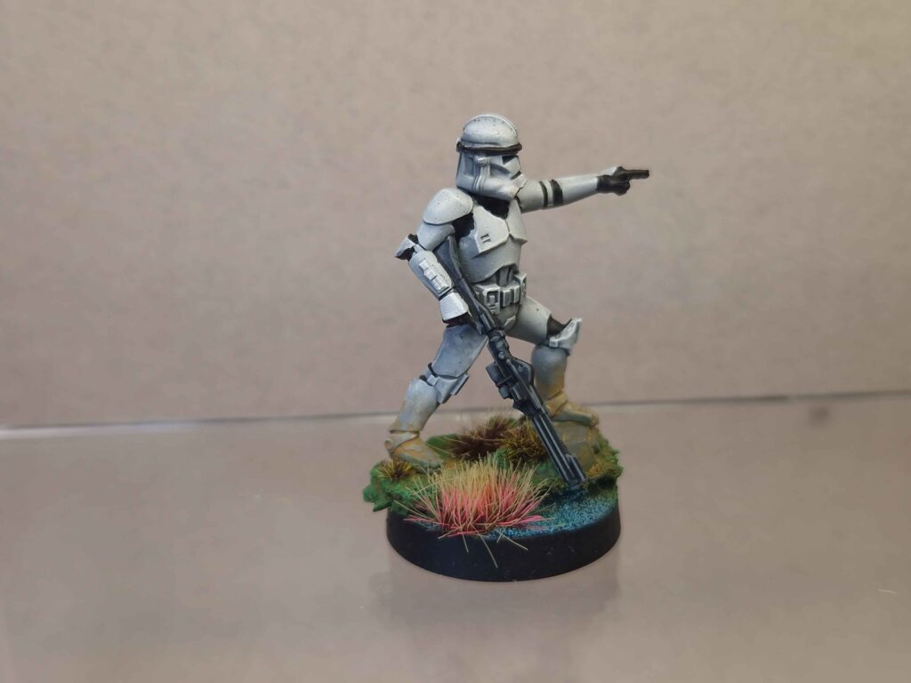 Clone trooper Star Wars Legion peint, résultat final vu de profil