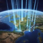 Illustration du guide où jouer à Star Wars Legion : la France vue de l'espace, des faisceaux lumineux marquant les villes où le jeu se pratique