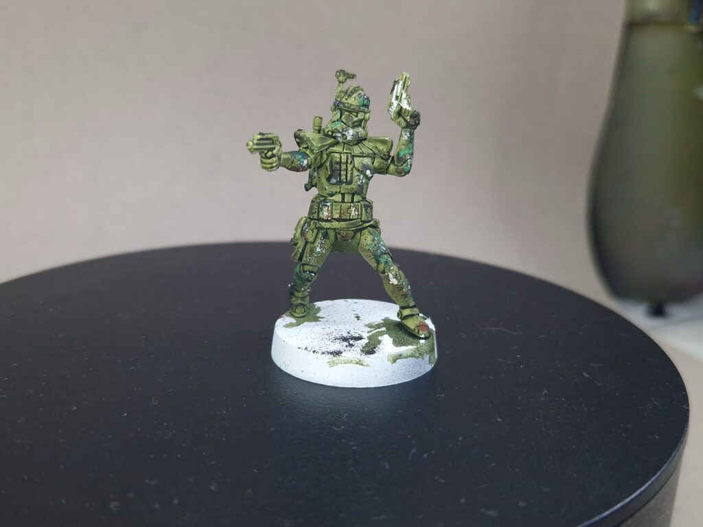 Dernières taches beiges du camouflage 41e sur l'ARC trooper